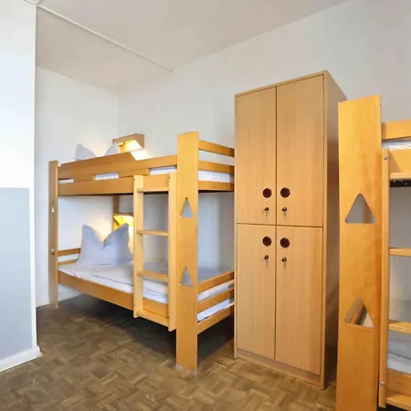 Jugendherberge Kiel Hostel *