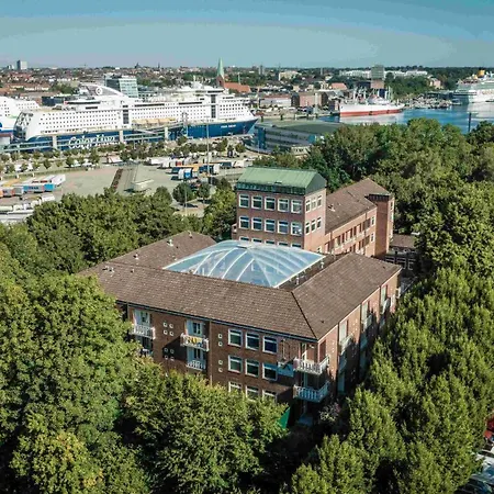 Jugendherberge Kiel Hostel *